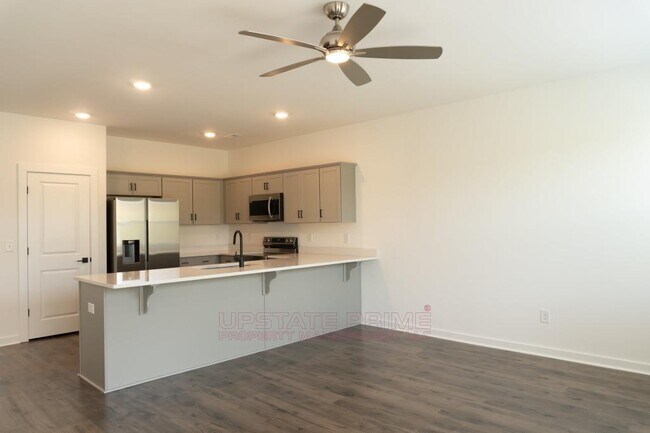 Building Photo - 1443 Darrowby Wy