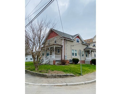 Primary Photo - 121 Orne St