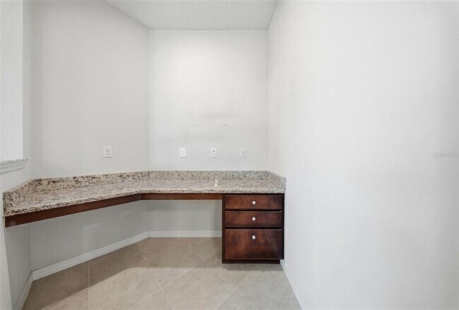 Building Photo - 18930 Willowmore Cedar Dr