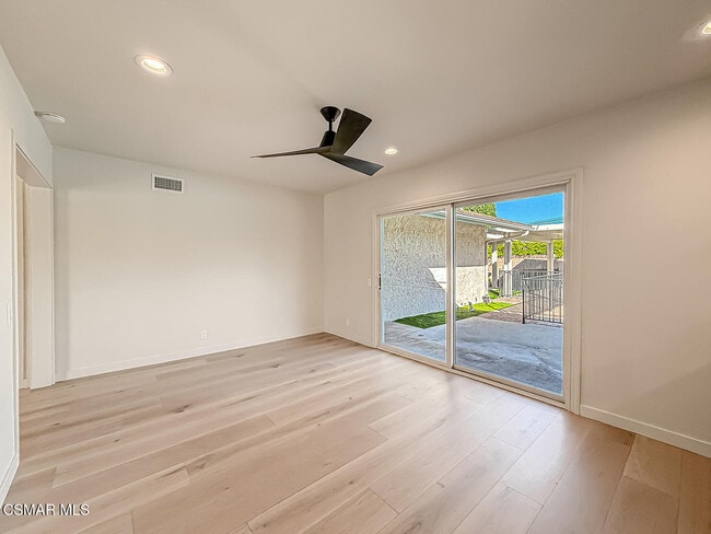 Building Photo - 21 Westbury St