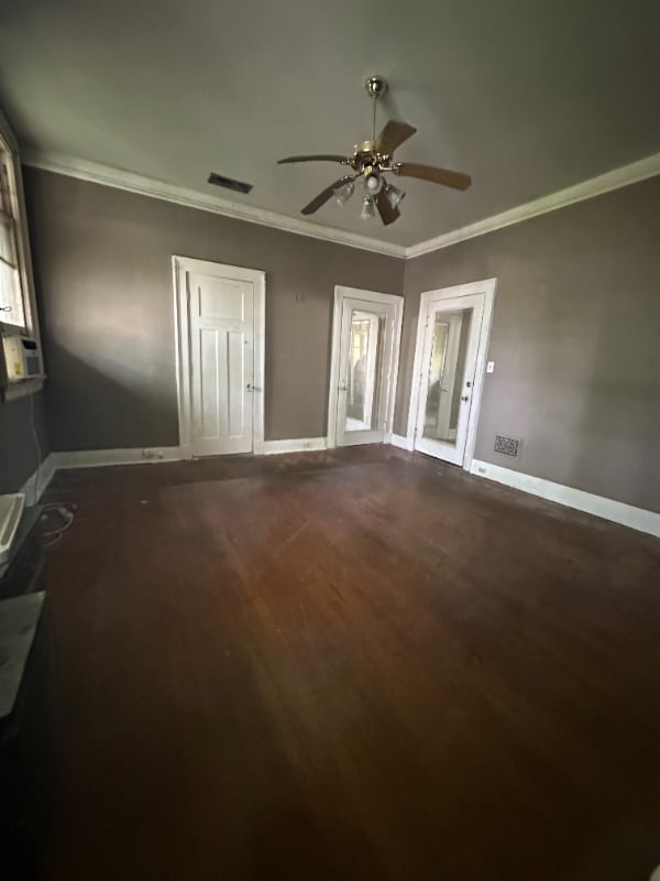 Building Photo - 7209 St Charles Ave