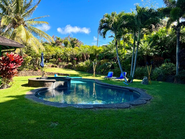 Building Photo - Luxury Oceanview Estate | Fully Furnished ...