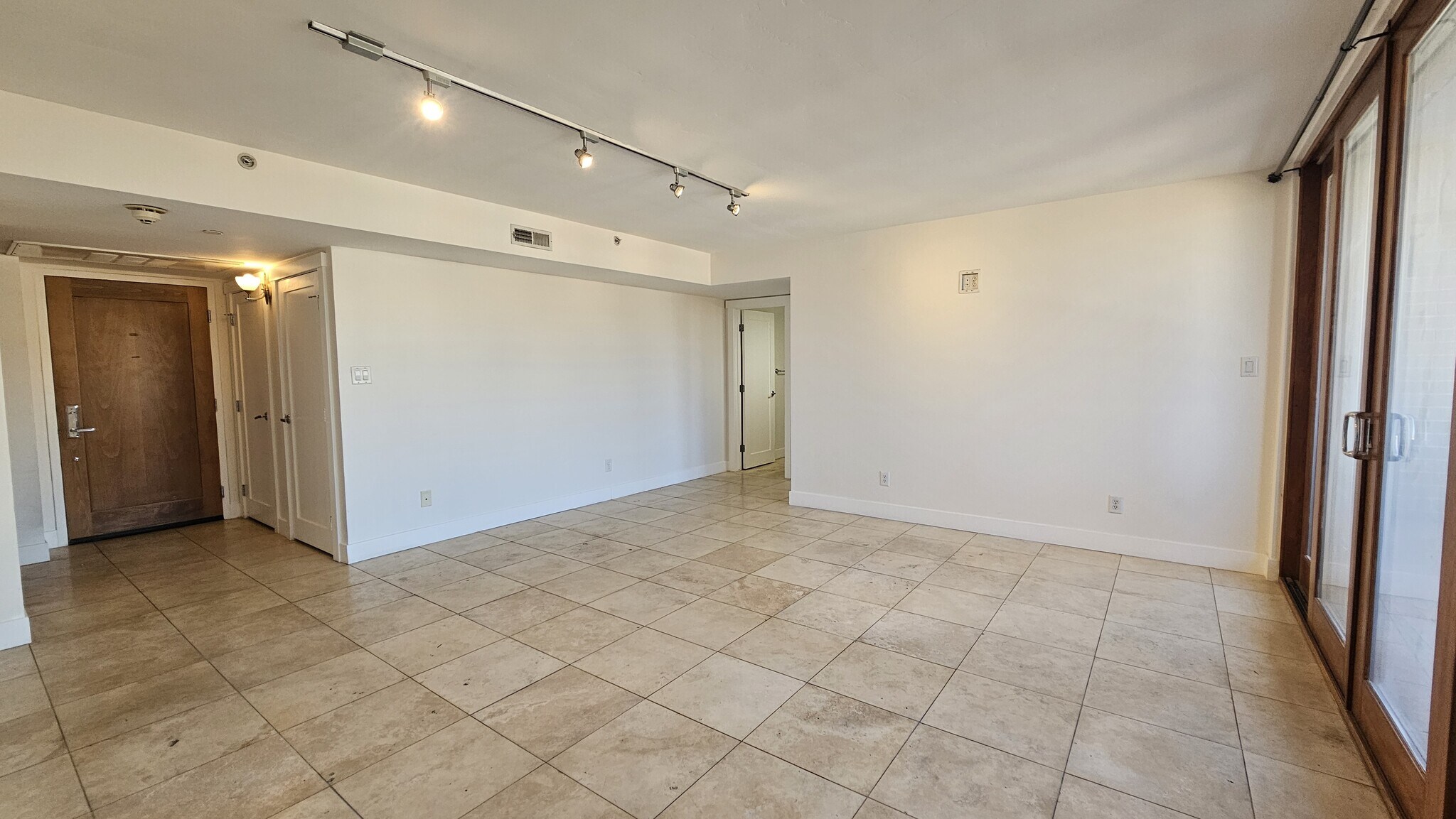Building Photo - 230 E 300 S