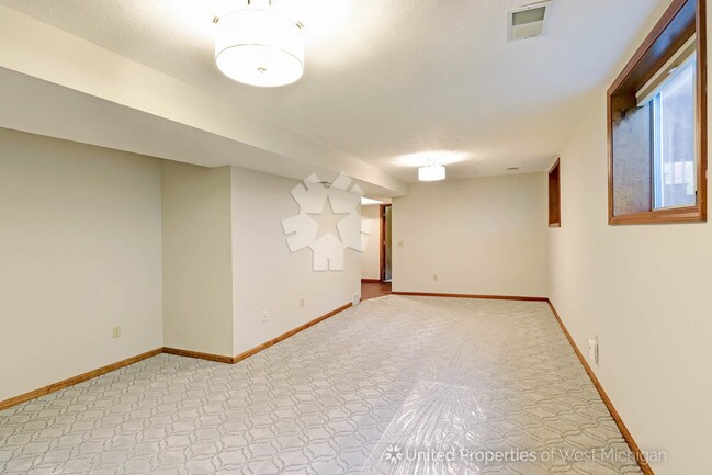 Building Photo - 229 Olivia Ct NW