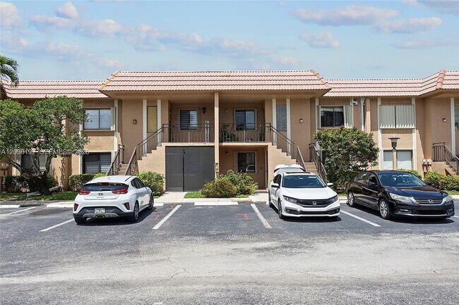 Building Photo - 193 Lakeview Dr