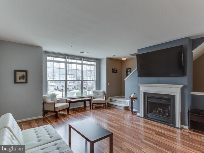 Building Photo - 152 Moore Dr