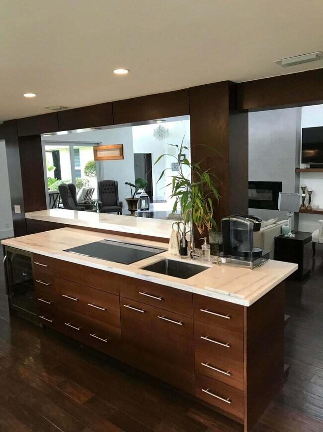 Building Photo - 20981 Verano Way