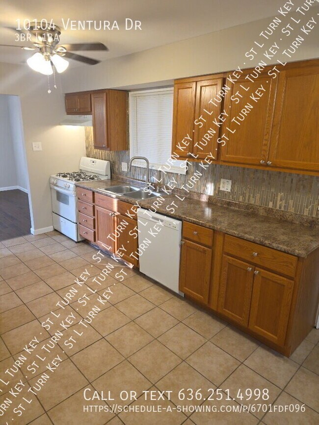 Building Photo - 10104 Ventura Dr