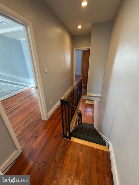 Building Photo - 1124 Daly St