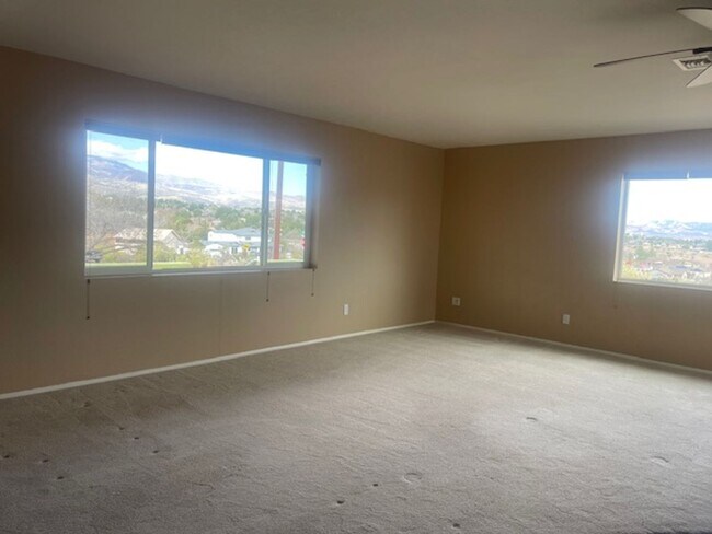 Building Photo - WOW!!! On the Hill with Endless Views - Contact Property Pros Property Management