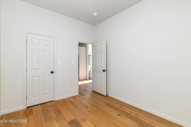 Building Photo - 1422 Beaumont Ave