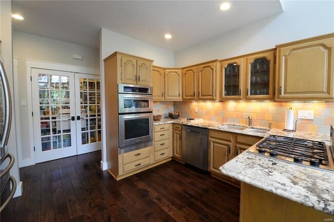 Building Photo - 1306 S Geyer Rd