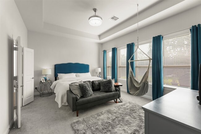 Building Photo - 1939 Shallow Canyon Ln