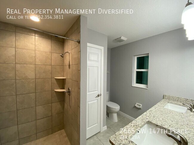 Building Photo - 2665 SW 147th Pl