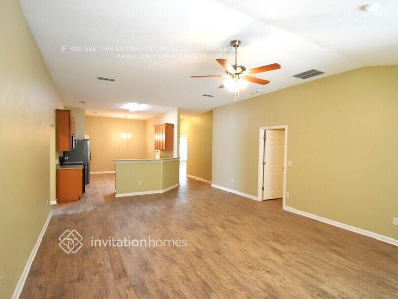 Building Photo - 3023 Bright Eagle Dr