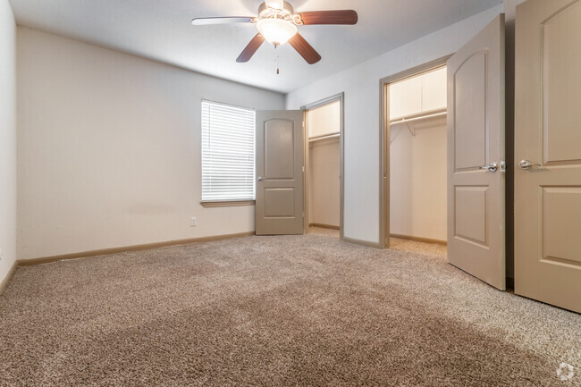 Bedroom - Estates at Spring Branch