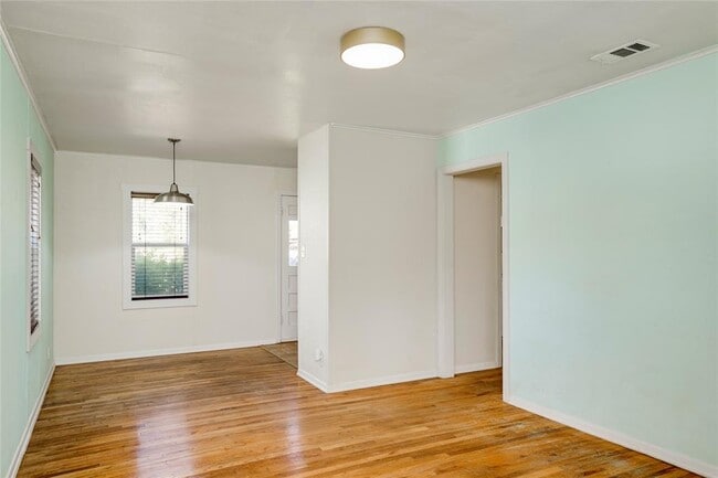 Building Photo - 4804 Tanney St