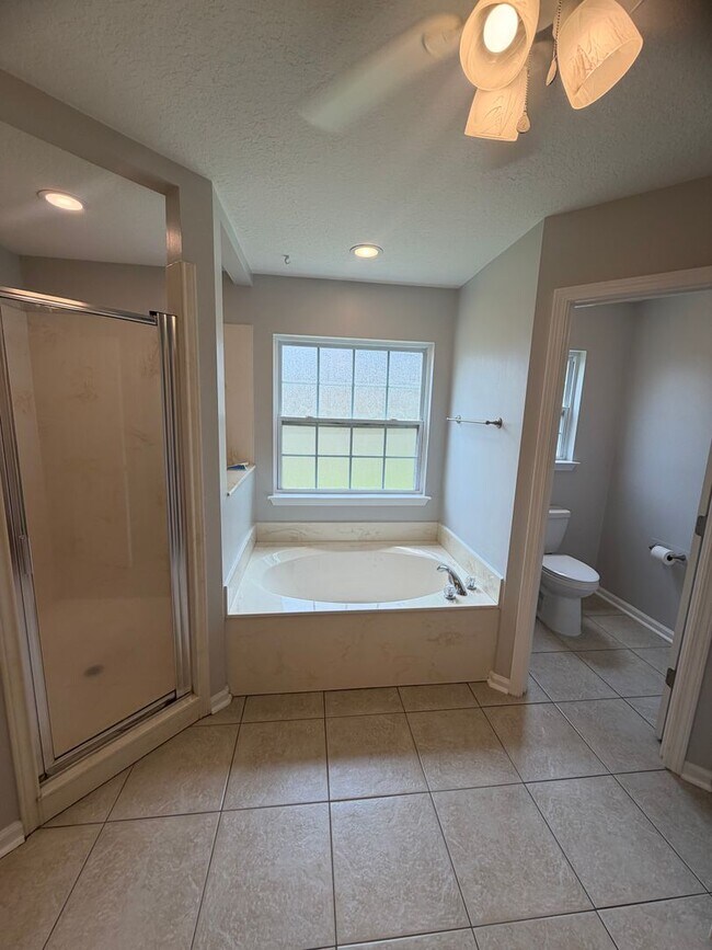 Building Photo - 4BR/3BA Home For Rent