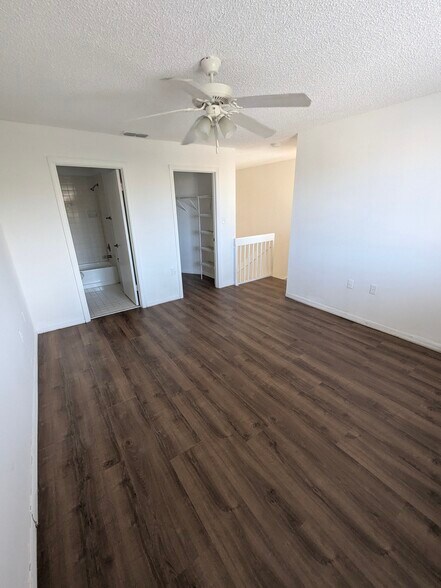 Building Photo - 18203 Glenmoor Dr