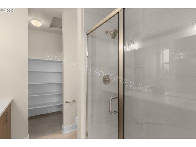 Building Photo - BEAUTIFUL NEWER CONSTRUCTION 4 BD HOME W/2 CAR GARAGE, W/D IN UNIT, AND MORE!