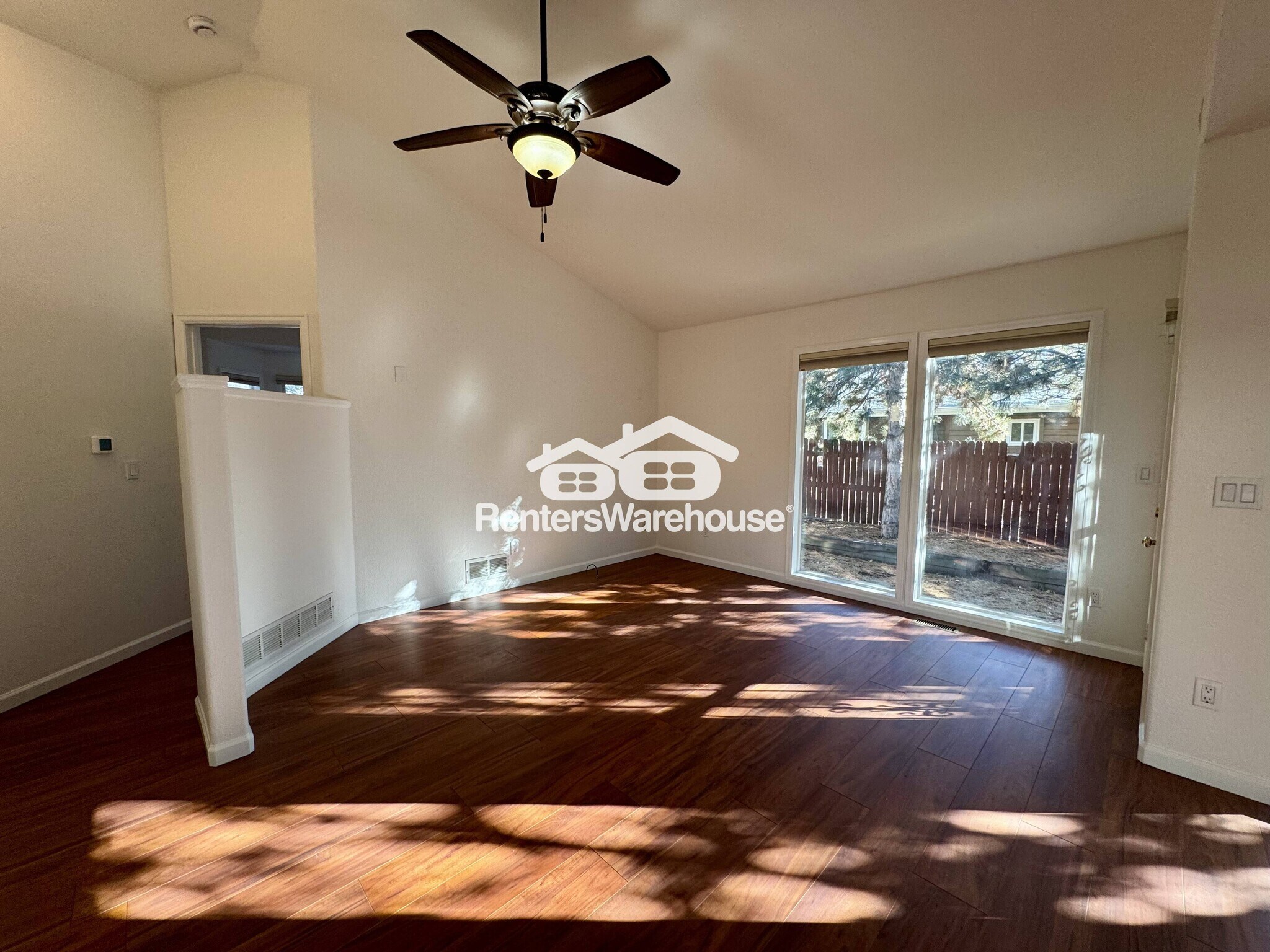 Building Photo - 1280 Van Gordon St