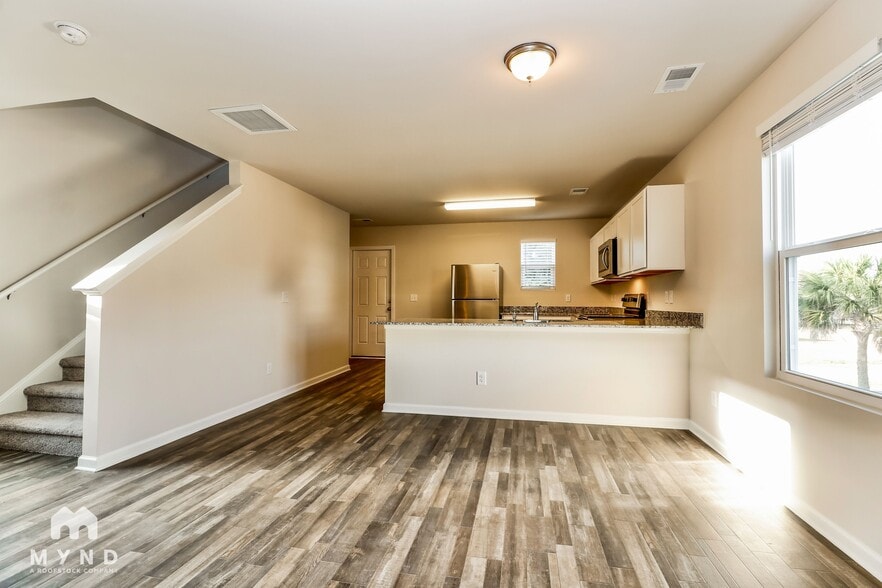 Building Photo - 2 Palmetto Breeze Cir