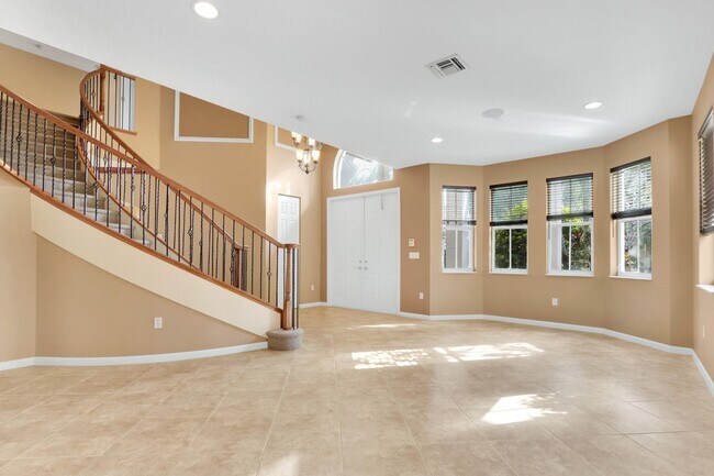 Building Photo - 3043 Hartridge Ter