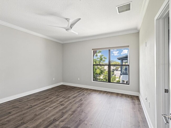 Building Photo - 946 Highland Ave