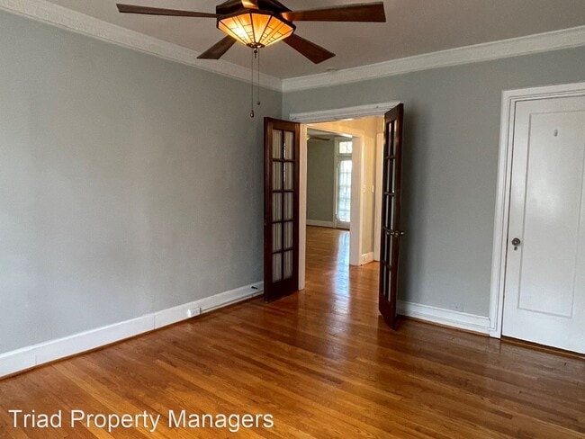 Building Photo - 2 br, 1 bath House - 1013 North Elm St. #C7