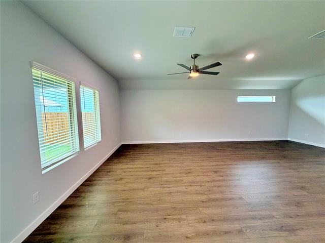 Building Photo - 2203 Heatwave Ln