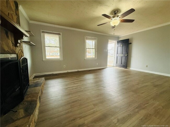 Building Photo - 5901 Rehoboth Rd