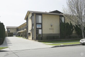 Building Photo - The Cedars