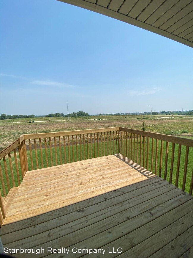 Building Photo - 3 br, 2 bath House - 921 Knoll Drive