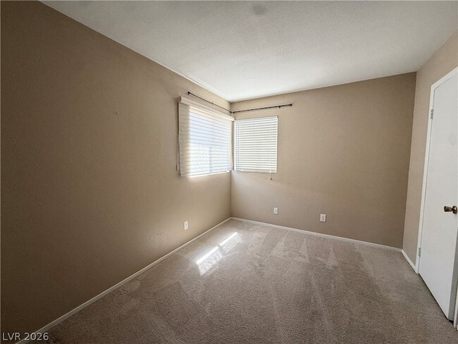 Building Photo - 2066 Waverly Cir