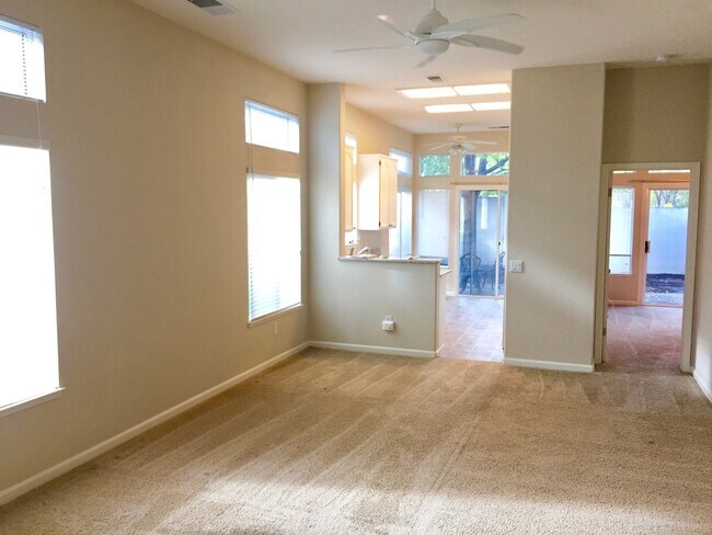 Building Photo - Duet in Summerset 1 (55+)