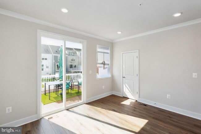 Building Photo - 11488 Mary Shelley Pl