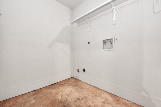 Building Photo - 16425 Monte Carlo Ln