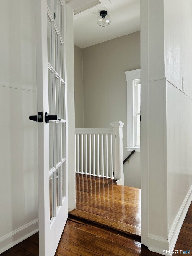 Building Photo - 67 Burke St