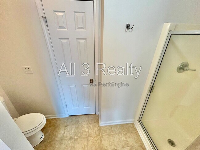 Building Photo - 6524 Mallard Cove Ln