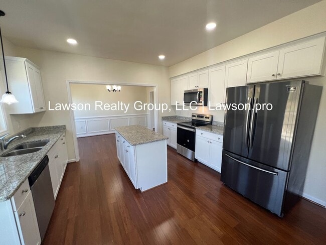 Building Photo - Newer Construction in Vinton with Incredible Mountain Views and  Attached Garage