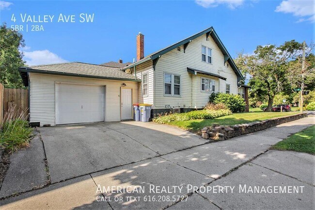 Building Photo - 4 Valley Ave SW