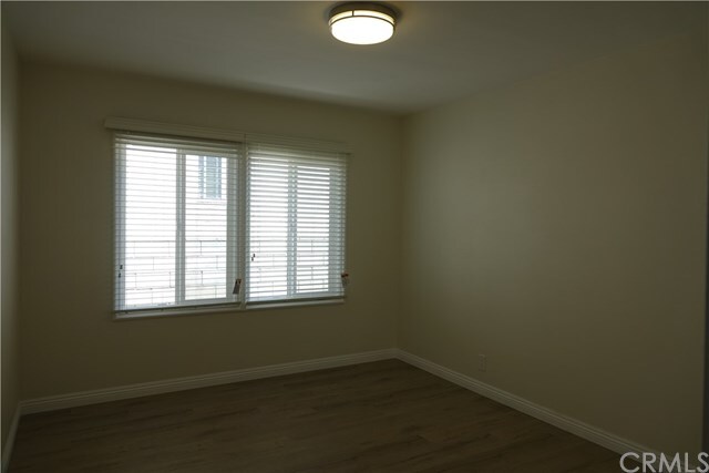 Building Photo - 1300 Kempton Ave