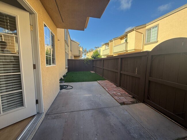 Building Photo - Upgraded Condo with Private Patio, AC, Pool, Gym, and Covered Parking in Gated Community