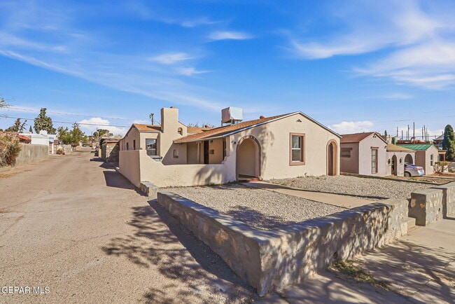 Building Photo - 3249 Lebanon Ave