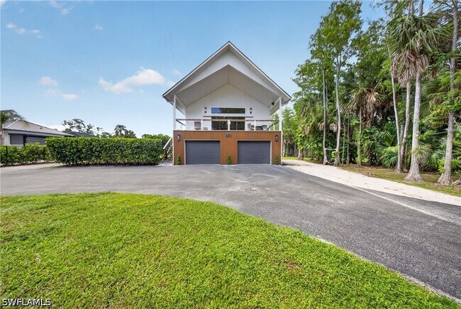 Building Photo - 5191 Coral Wood Dr