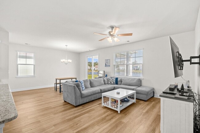 Building Photo - 4536 Lady Slipper Dr