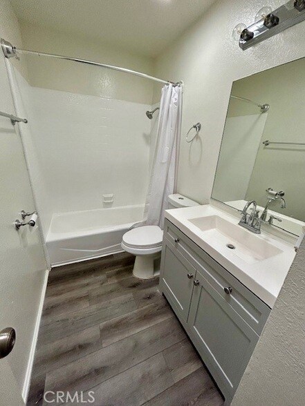 Building Photo - 68460 Kings Rd