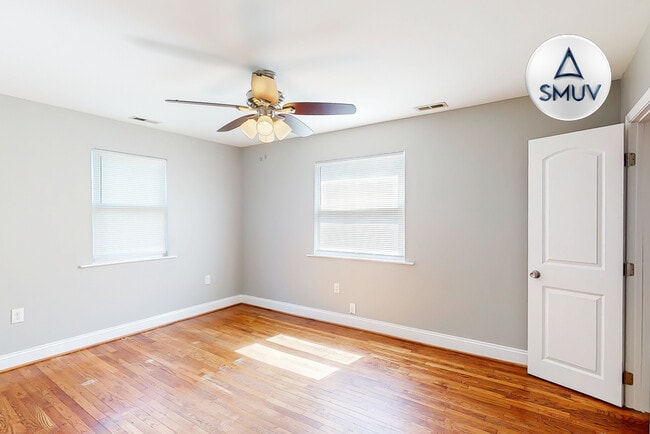 Building Photo - 8508 Chestnut Oak Rd