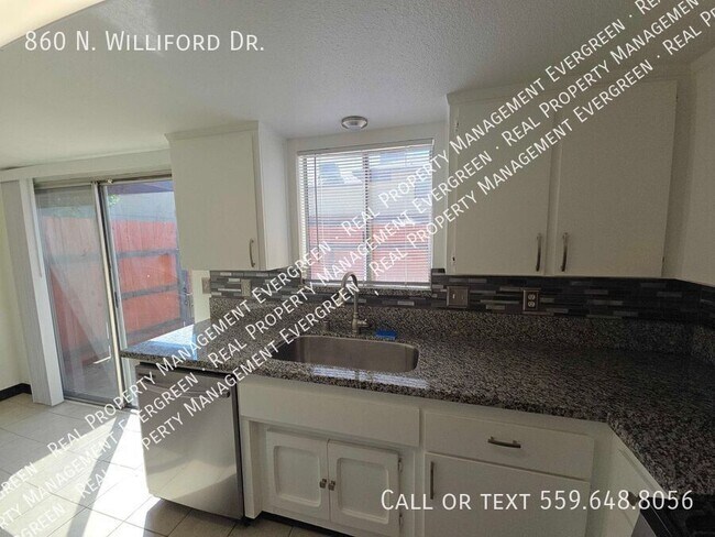 Building Photo - 860 N Williford Dr