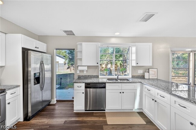 Building Photo - 1576 Beechwood Trail
